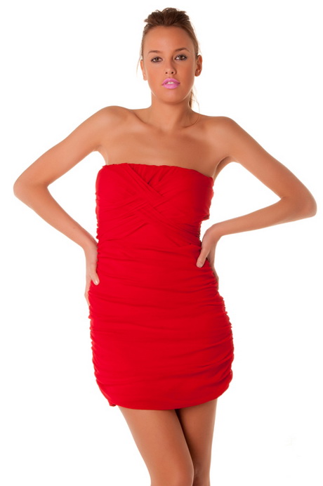 robe-bustier-rouge-courte-71-3 Kort röd axelbandslös klänning