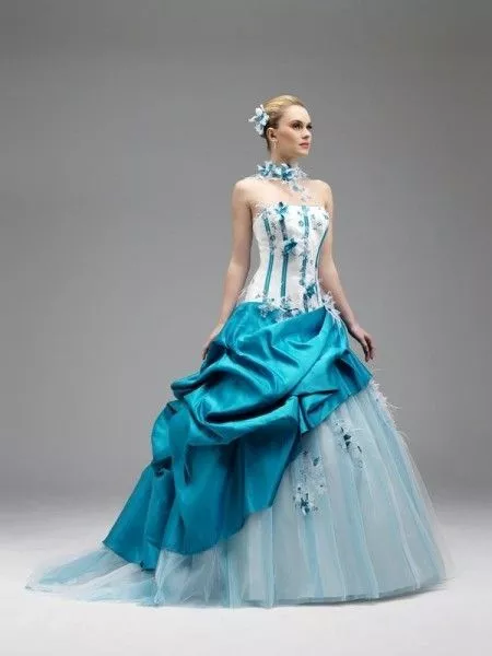 robe-blanche-et-bleu-turquoise-14_12-4 Vit och turkosblå klänning
