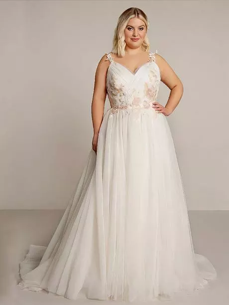 robe-grande-taille-pour-mariage-97_9-18 Plus size klänning för bröllop