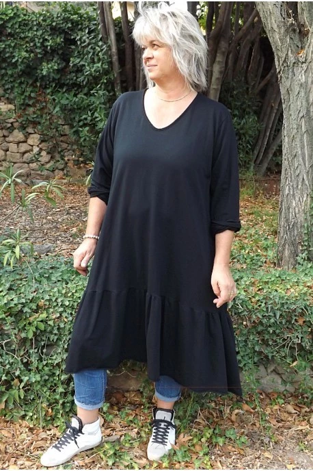 robe-noire-manche-longue-grande-taille-51_9-17 Svart långärmad plus size klänning