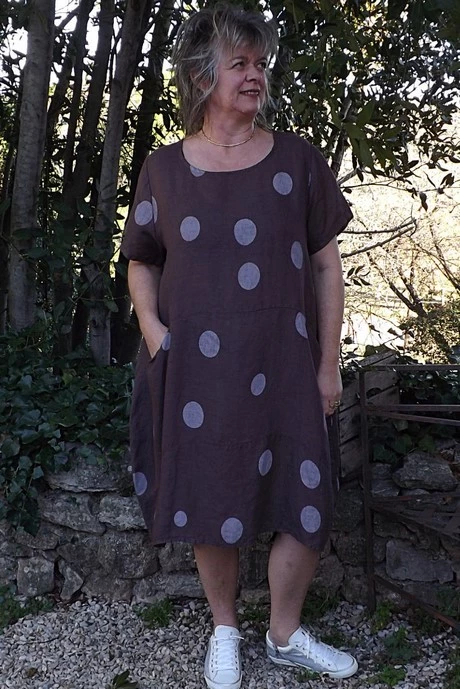 robe-petit-pois-grande-taille-83_13-6 Plus storlek polka dot klänning