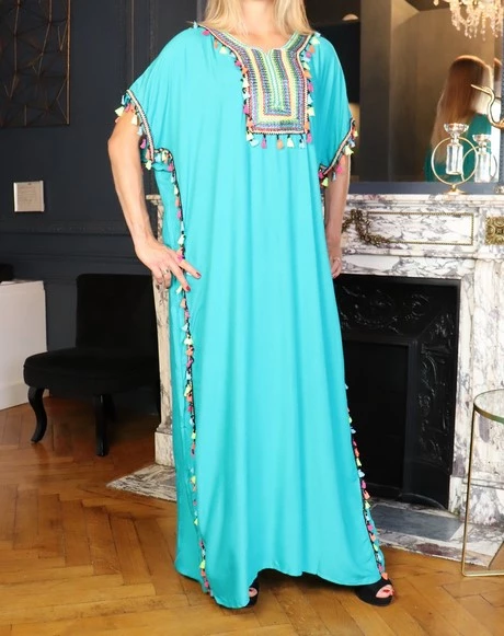 robe-turquoise-grande-taille-44_5-16 Plus storlek turkos klänning